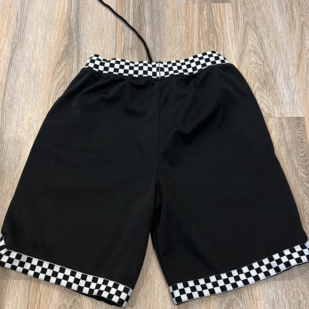 Csg Mesh Shorts Size Large - image 3